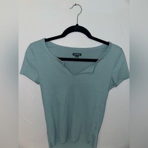 Short sleeve top